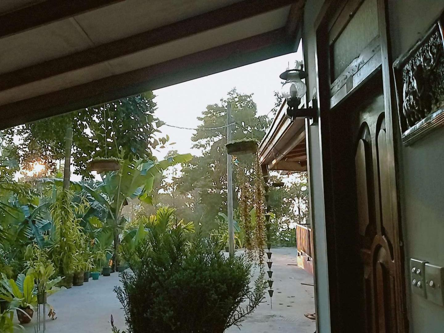 לינה וארוחת בוקר אלה Littleadems View מראה חיצוני תמונה